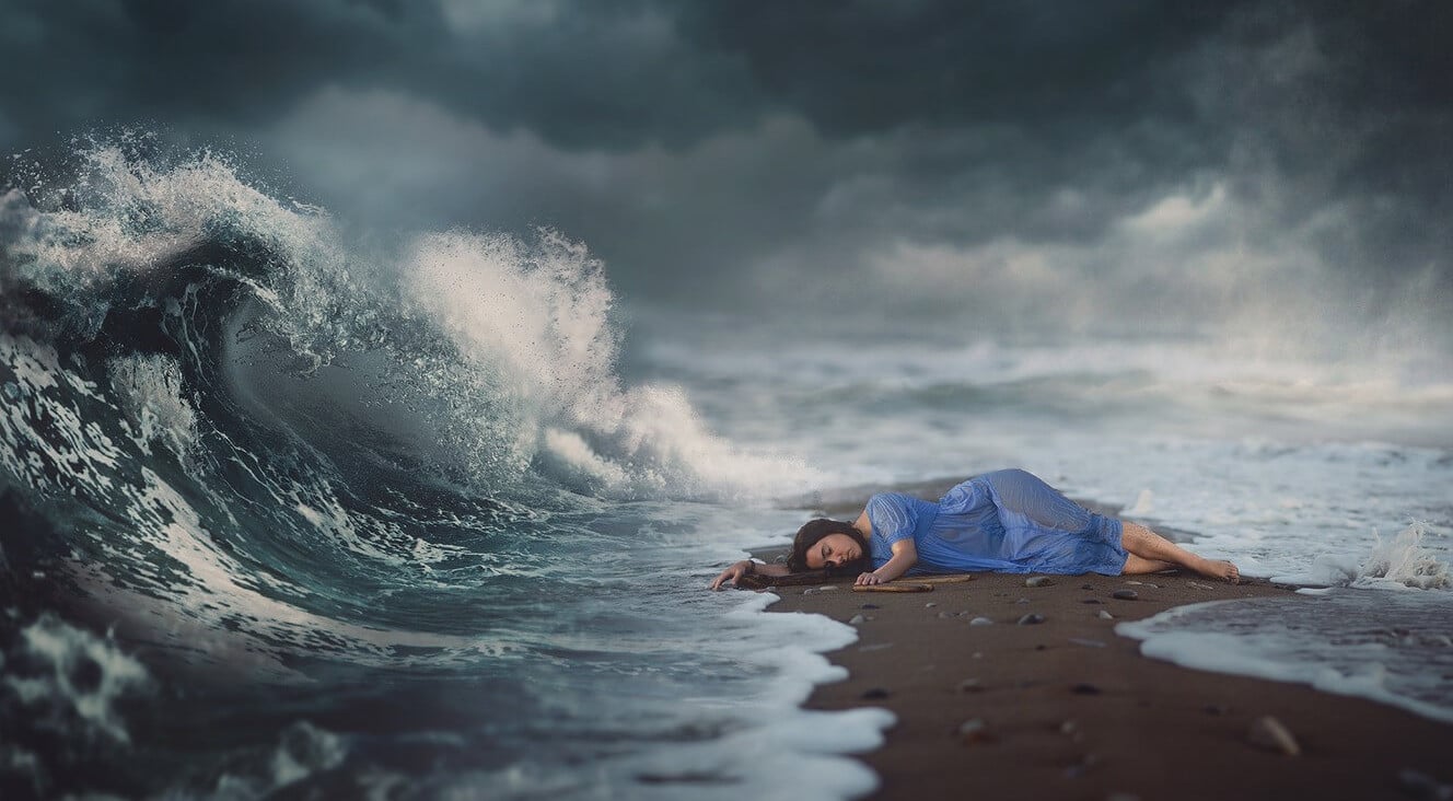Nằm mơ thấy sóng thần cuốn mất mình