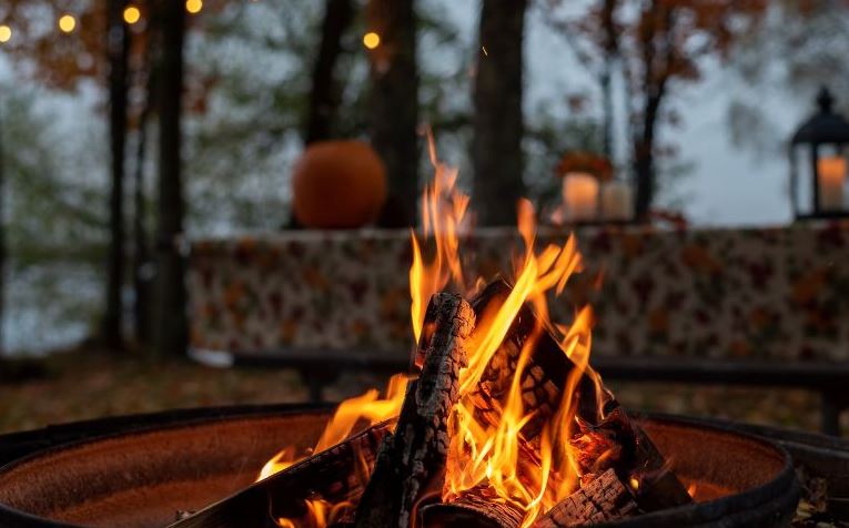 Chiêm bao thấy hai ngọn lửa xuất hiện trong mơ